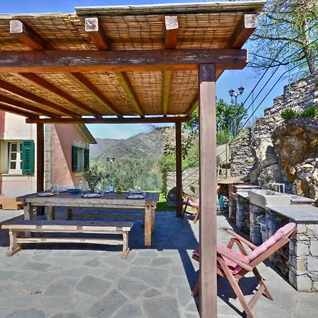 Il Primo Poggio - Sea View, Mini Pool, 4 Bdr * Rapallo